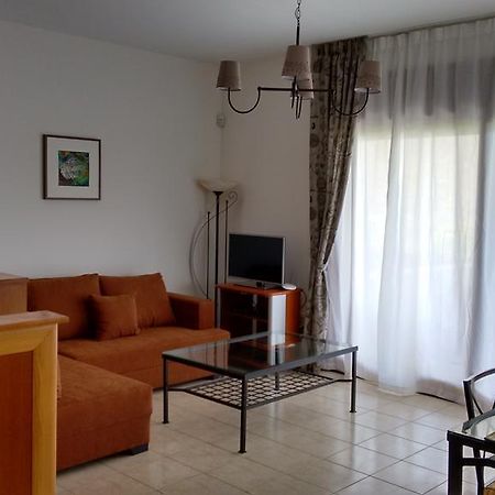 Tholos Bay Suites Kavoúsion Kamer foto