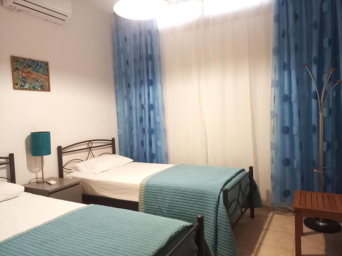 Tholos Bay Suites Kavoúsion Buitenkant foto