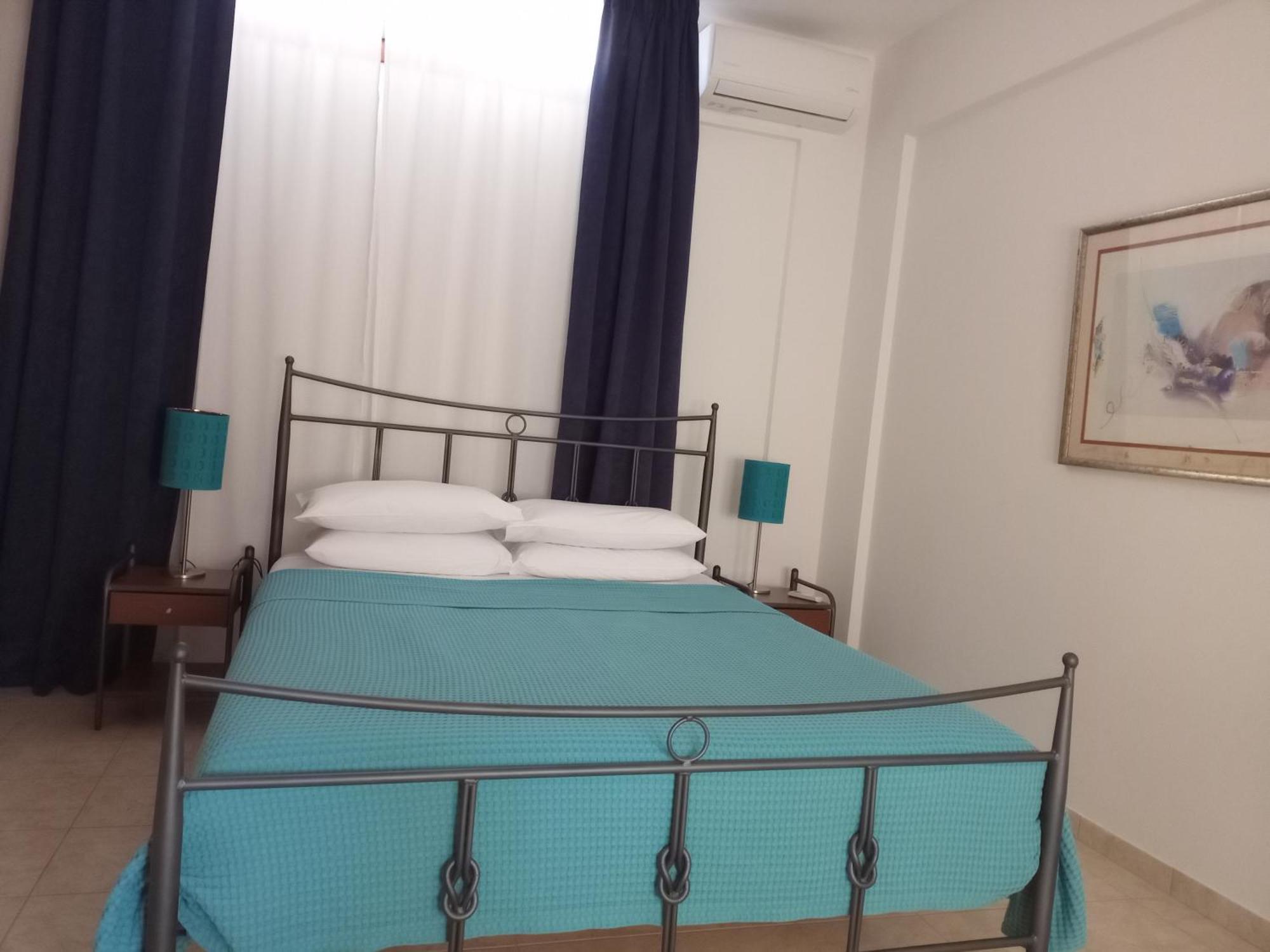 Tholos Bay Suites Kavoúsion Buitenkant foto