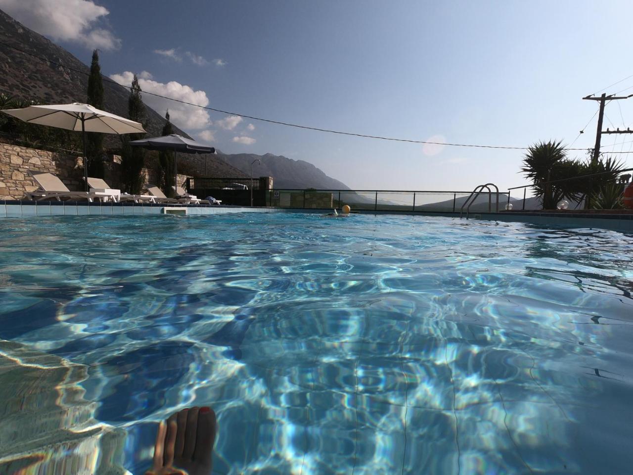 Tholos Bay Suites Kavoúsion Buitenkant foto