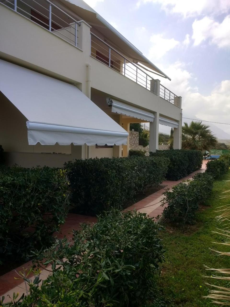 Tholos Bay Suites Kavoúsion Buitenkant foto